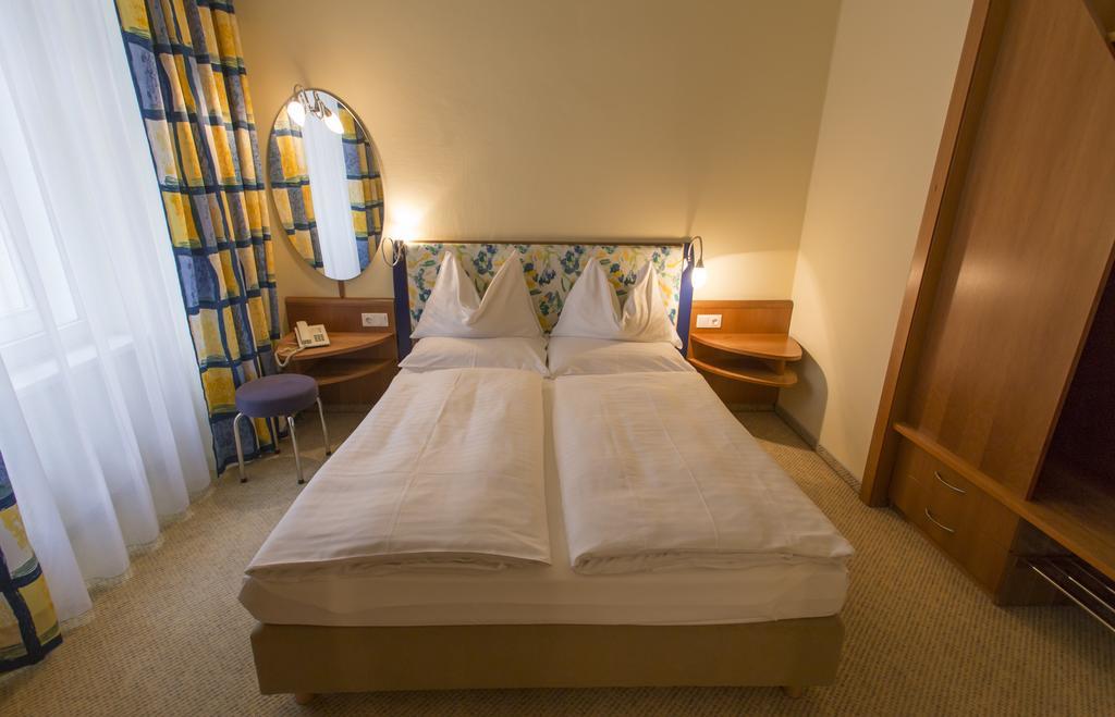 Starlight Suiten Hotel Renngasse Vienne Extérieur photo
