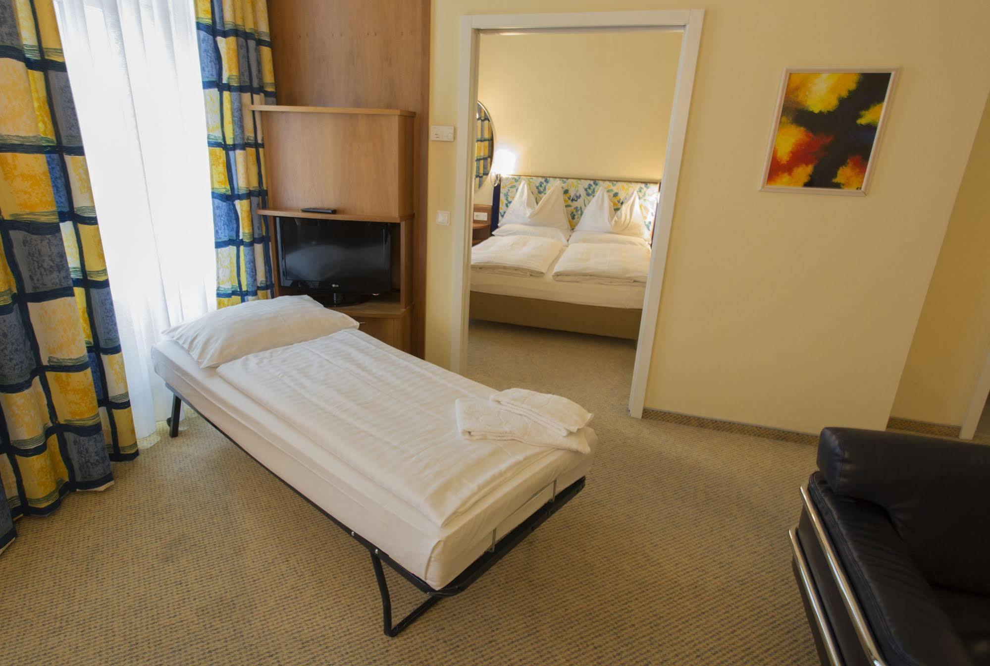 Starlight Suiten Hotel Renngasse Vienne Extérieur photo